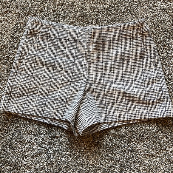 LOFT Tweed shorts - Picture 1 of 5